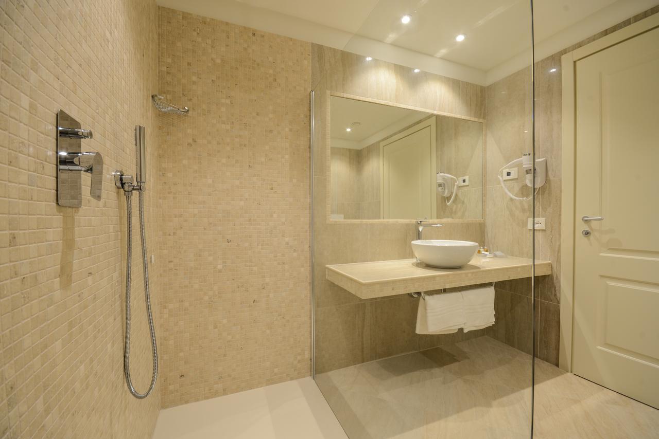 Garuti Hotel 4*