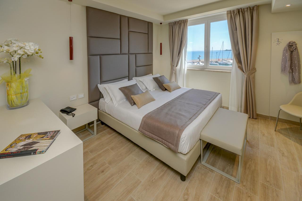 Garuti Hotel Padenghe sul Garda